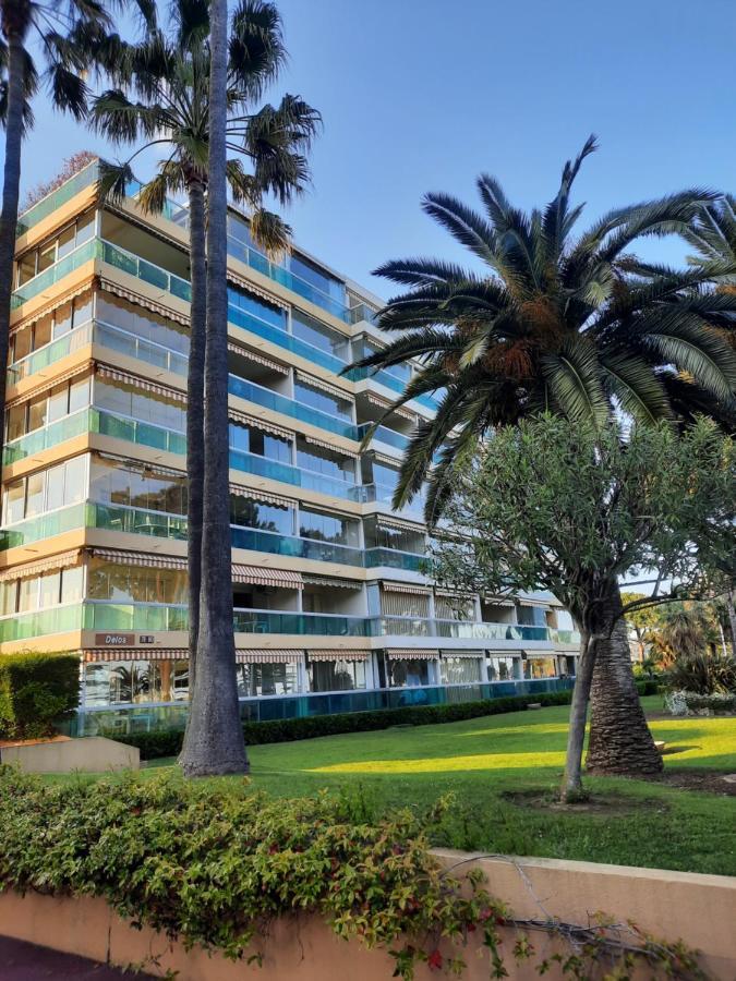 4-Star Beachfront Appartment- Sea View Cannes Exteriér fotografie